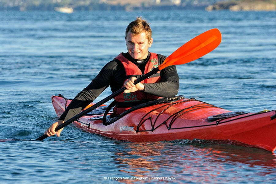 Axel sea kayaking, instructor at Varec'h Kayak Bretagne.