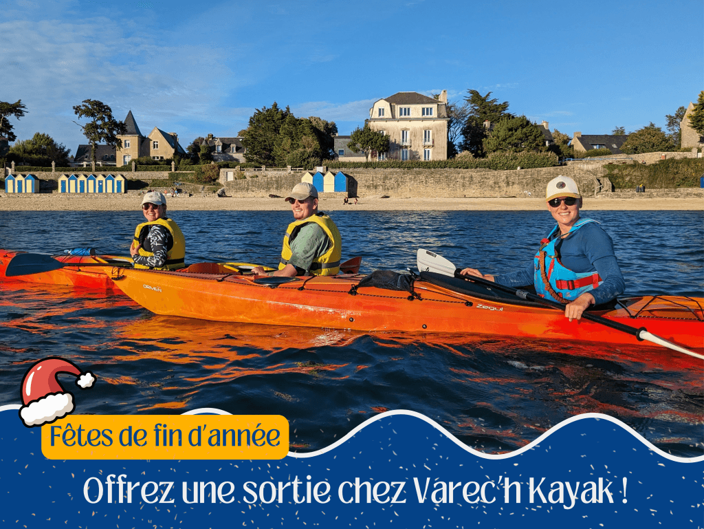 Photo de kayak de mer devant la grande plage d'Ile-aux-Moines.
