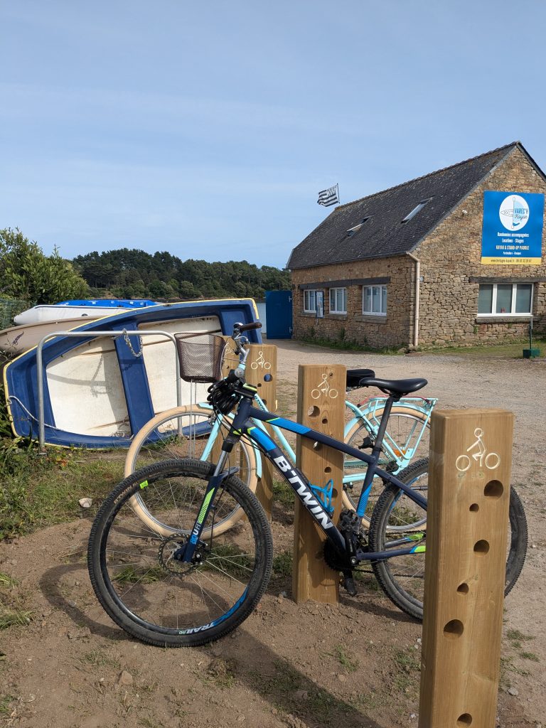 Supports vélos parking Varec’h Kayak Baden